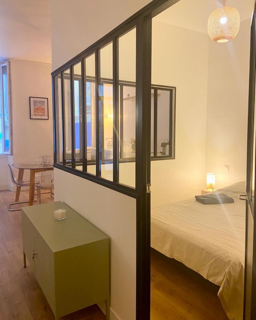 Chez Marie Et Romain- Appartement De Charme Au Coeur De La Joliette Proche Panier Centre Ville Marseille Luaran gambar